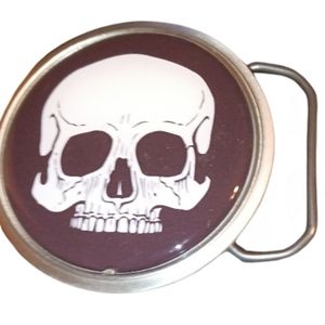 Skull round belt buckle
